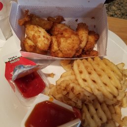 8 count nuggets, fries with Polynesian Sauce and Ketchup