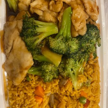 China House - Chicken and broccoli - Chinese Near Me - Philadelphia, Pennsylvania China House - Chicken and broccoli - Chinese Near Me - Philadelphia, Pennsylvania