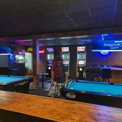 Do Drop Inn Bar & Grill