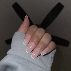 VS Nails & Spa - natural look