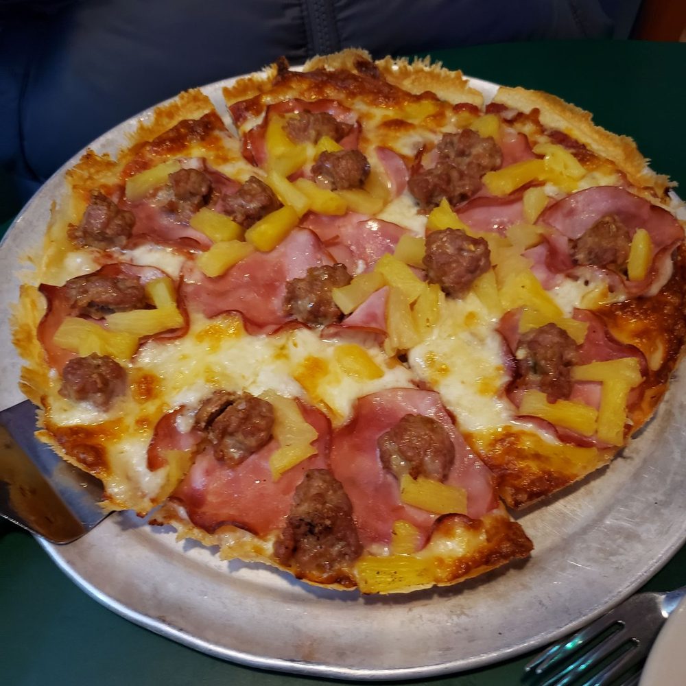 The Cloverleaf - My friend's Canadian bacon, pineapple, and sausage. - Pizza Near Me - Tacoma, Washington