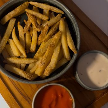 Tavola - Italian Near Me - Houston, Texas