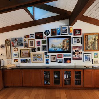 Well Hung Picture Hanging - TV Mounting Near Me
