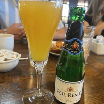 Mimi's Cafe - Mango Mimosa - Breakfast & Brunch Near Me - Tustin, California