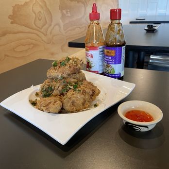Miss Pho - The garlic chicken wings! - Vietnamese Near Me - Seattle, Washington Miss Pho - The garlic chicken wings! - Vietnamese Near Me - Seattle, Washington
