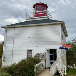 Burntcoat Head Park - Lighthouse with gift shop
