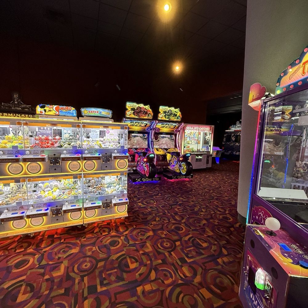 Century Stadium 25 and XD - Arcade Area - Cinema Near Me - Orange, California Century Stadium 25 and XD - Arcade Area - Cinema Near Me - Orange, California