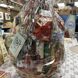 Holiday gift basket Holiday gift basket