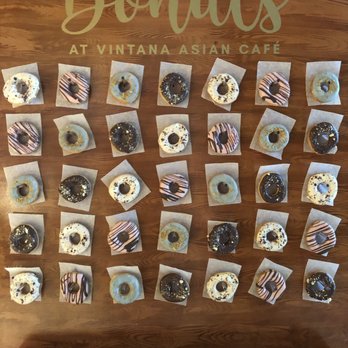 Shangri-La's Boracay Resort and Spa - Breakfast donuts are quite literally on the house. - Resorts Near Me - Malay, AKL