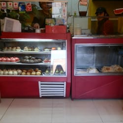 Terra Sano - Los cupcake y las empanadas son lo más vendido en este local de comida vegano.