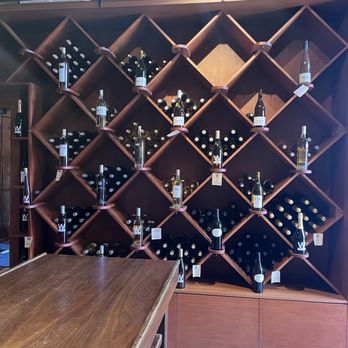 Winery Collective - Wine Tasting Room Near Me - San Francisco, California