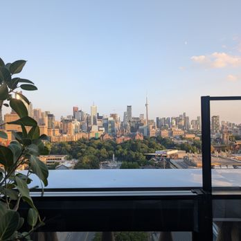Writers Room Bar - Bars Near Me - Toronto, Ontario Writers Room Bar - Bars Near Me - Toronto, Ontario