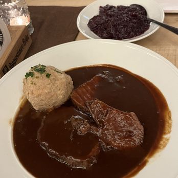 Augustiner Klosterwirt - Franconian braised beef - Bavarian Near Me - Munich, BY