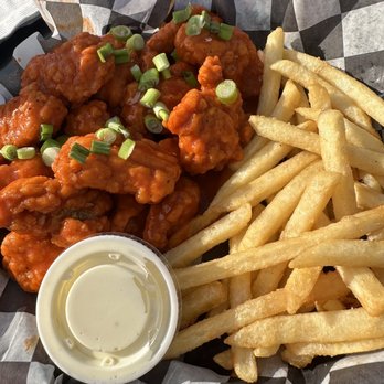 North Kent Golf Course - Boneless wings + fries - Golf Near Me - Rockford, Michigan North Kent Golf Course - Boneless wings + fries - Golf Near Me - Rockford, Michigan