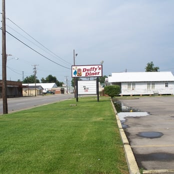 Duffy's Diner - Duffy's sign on Center Street. - Delis Near Me - New Iberia, Louisiana