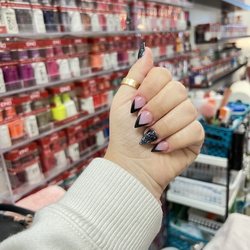 C Salon