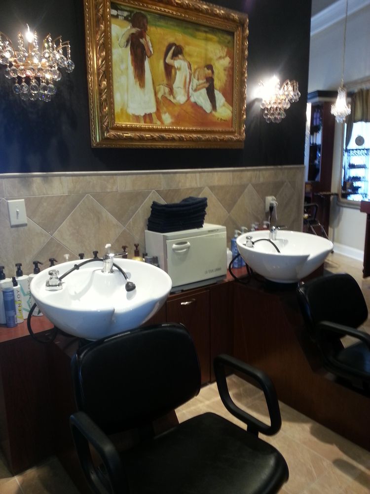 Elena's Salon & Spa
