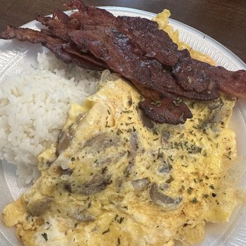 Bob's East Side Deli - Mushroom omelette with crispy bacon - Delis Near Me - Las Vegas, Nevada