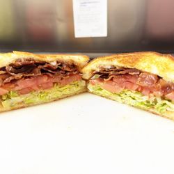 Big Mouth Grub - Simple and delicious BLT!