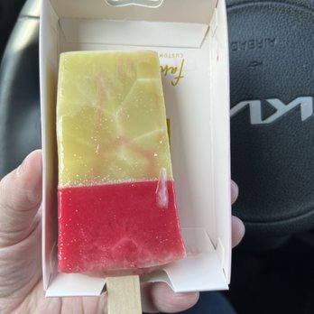 Fantasticks - Kiwi-raspberry pop - Gelato Near Me - Ashburn, Virginia