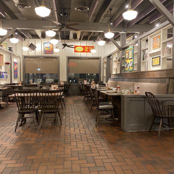 Cracker Barrel Old Country Store - Empty restaurant. Rude staff. New decor. Not homey. Looks like a Dennys. It's bright in here. Had to get my shades. lol - Breakfast & Brunch Near Me - Manchester, Tennessee Cracker Barrel Old Country Store - Empty restaurant. Rude staff. New decor. Not homey. Looks like a Dennys. It's bright in here. Had to get my shades. lol - Breakfast & Brunch Near Me - Manchester, Tennessee