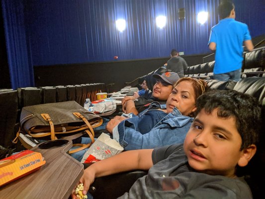 Century 20 Oakridge And Xd 259 Photos 437 Reviews Cinema 925 Blossom Hill Rd San Jose Ca United States Phone Number Yelp