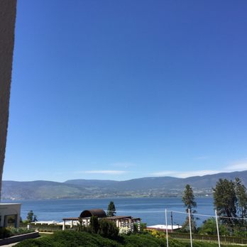 CedarCreek Estate Winery - Restaurant view - Wineries Near Me - Kelowna, British Columbia CedarCreek Estate Winery - Restaurant view - Wineries Near Me - Kelowna, British Columbia