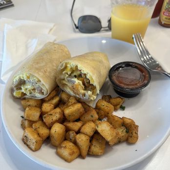 Artisan Eatery - Artisan Breakfast Burrito - New American Near Me - Fort Myers, Florida Artisan Eatery - Artisan Breakfast Burrito - New American Near Me - Fort Myers, Florida