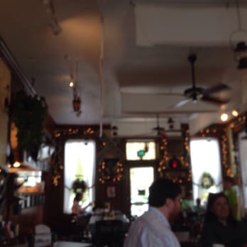 Keylime Bistro - Inside, high ceilings and wall murals - American Near Me - Boca Grande, Florida