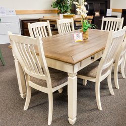 Red Door Home Furnishings