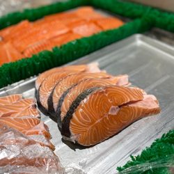 Angel Fish Market - Salmon