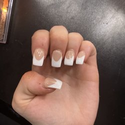 Annie Nails