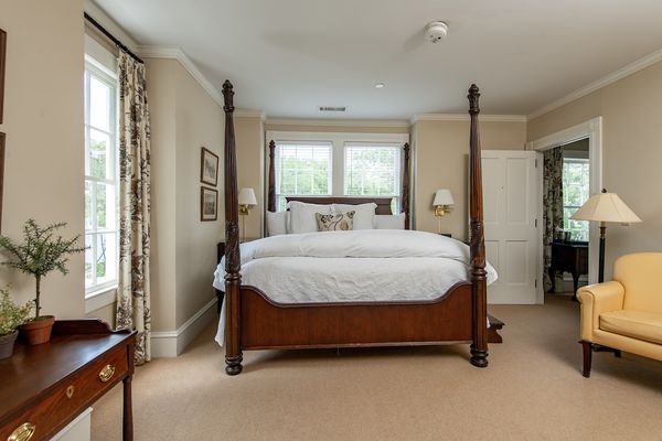 The Willcox Hotel by null