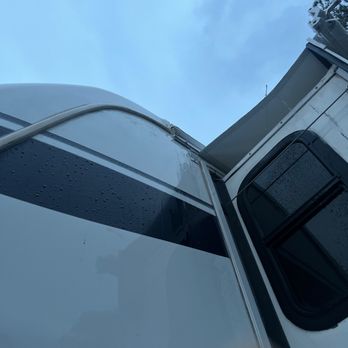 Express RV Repair - Spout broken off the gutter - RV Repair Near Me - Indianapolis, Indiana