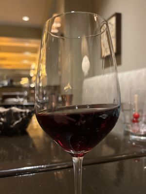 8100 Mountainside Bar & Grill by null