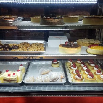 Mario's Pasticceria - Bakeries Near Me - Babylon, New York