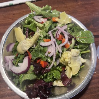 Pappo’s Pizzeria and Pub - House Salad - Pizza Near Me - Columbia, Missouri Pappo’s Pizzeria and Pub - House Salad - Pizza Near Me - Columbia, Missouri