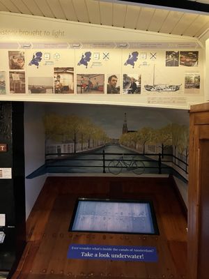 Houseboat Museum by null