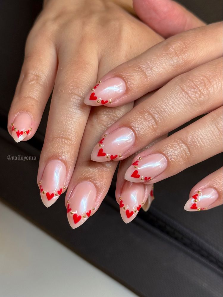 Nails Yonca Logo