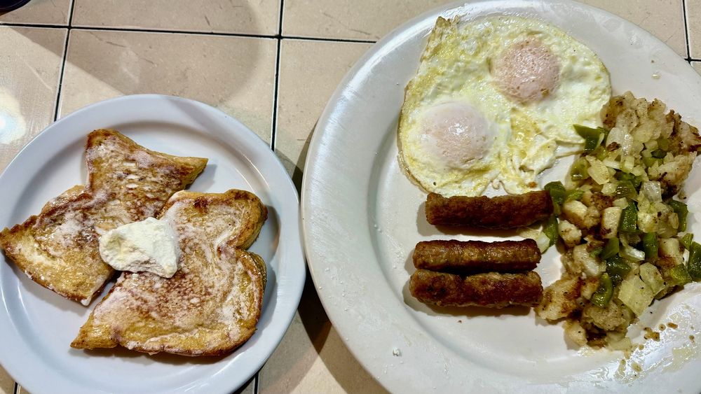 Heart Rock Diner Logo