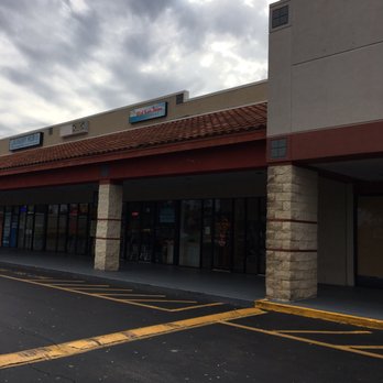 El Sazon de Mama - the outside of the building - Puerto Rican Near Me - Ocala, Florida
