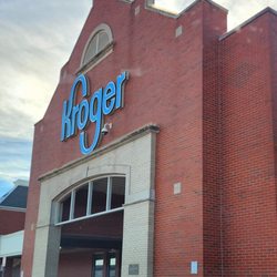 Kroger Food and Pharmacy - Signage