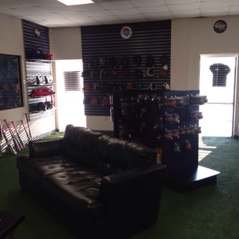 D-BAT - Sports Clubs Near Me - Manfield, Texas