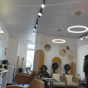 Desert Strands - Customers waiting to fill the chair's - Hair Salons Near Me - Reno, Nevada Desert Strands - Customers waiting to fill the chair's - Hair Salons Near Me - Reno, Nevada