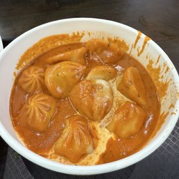 Butter Chicken Momo