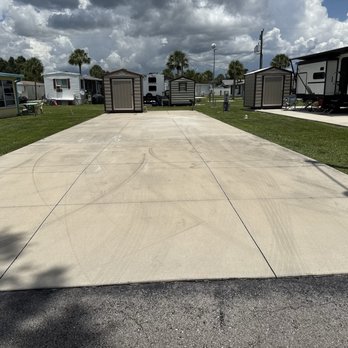 Shell Creek RV Community - Long, wide and level concrete pad with storage shed - RV Parks Near Me - Punta Gorda, Florida Shell Creek RV Community - Long, wide and level concrete pad with storage shed - RV Parks Near Me - Punta Gorda, Florida