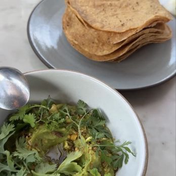 Mirate - Guacamole confitado - Mexican Near Me - Los Angeles, California Mirate - Guacamole confitado - Mexican Near Me - Los Angeles, California