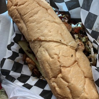 Elwood's Shack - Shrimp and Andouille Po Boy - Barbeque Near Me - Memphis, Tennessee