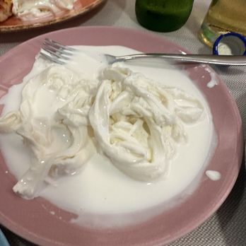Da Paolo - String burrata - Pizza Near Me - Bari, BA