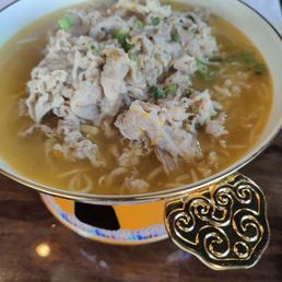 Gluten-free) Thin Beef in Golden Broth